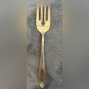 LARGE MADISON SILVER PLATE 8 1/4" SILVER-PLATED SERVING  FORK Vintage